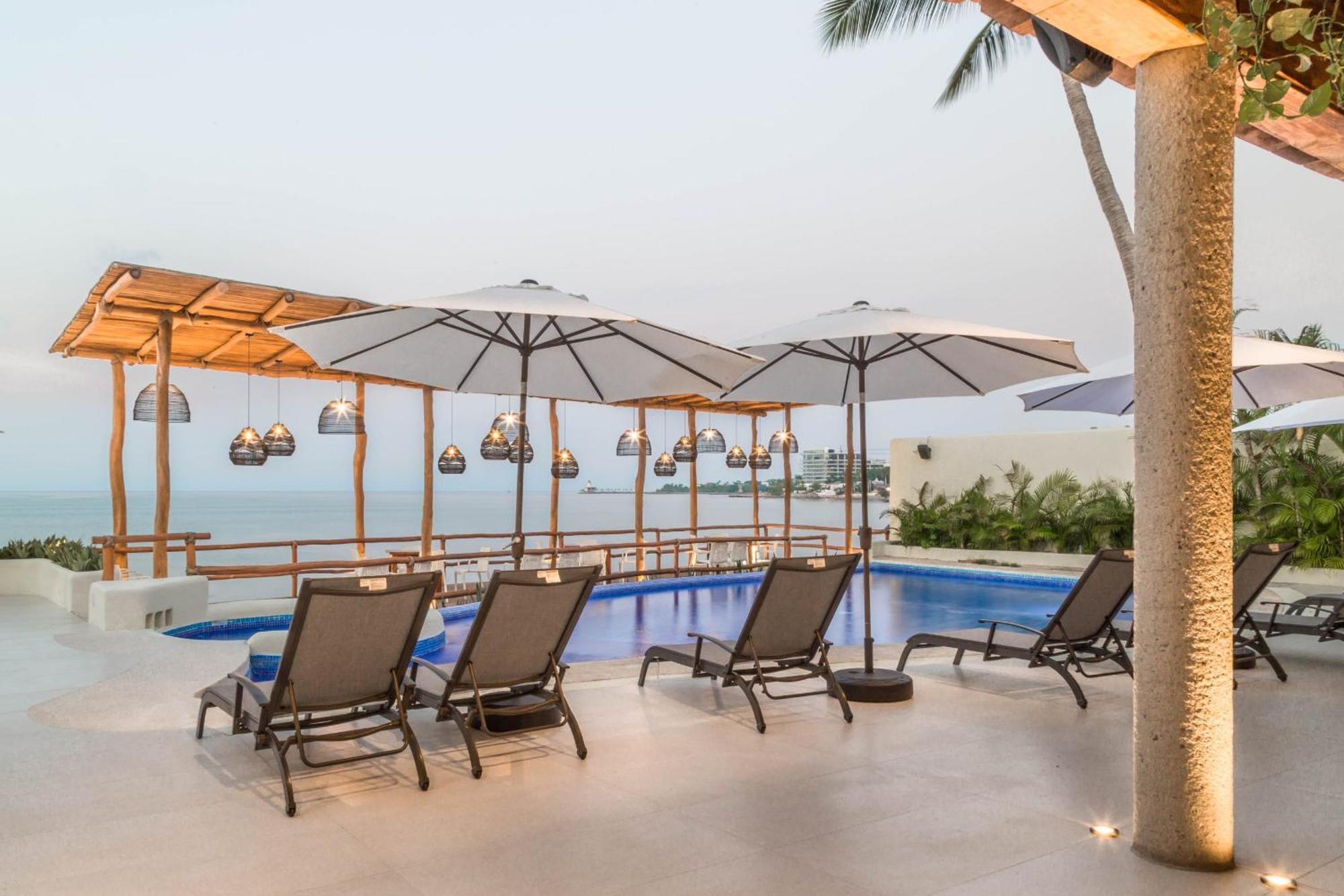 Hotel Ysuri Bucerías Екстериор снимка